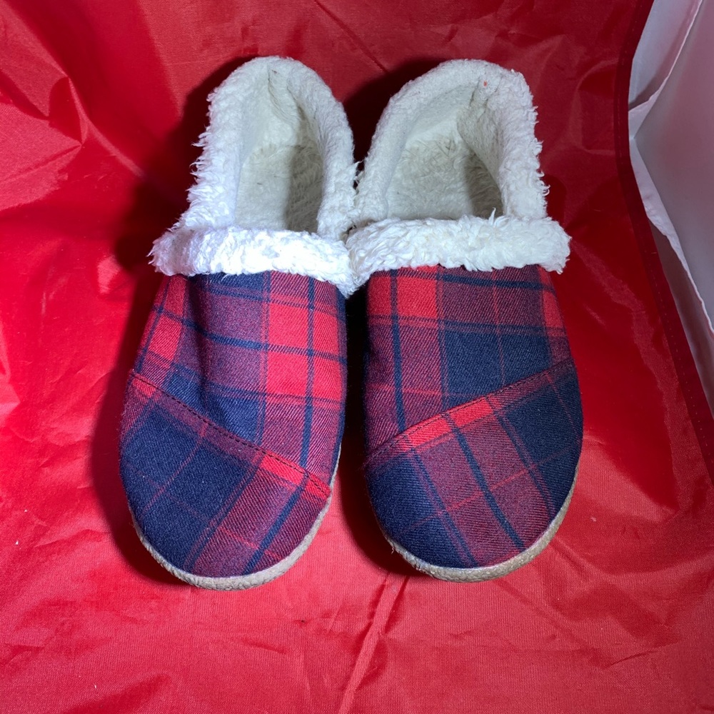Toms Red Buffalo Plaid Sherpa Lined Slippers